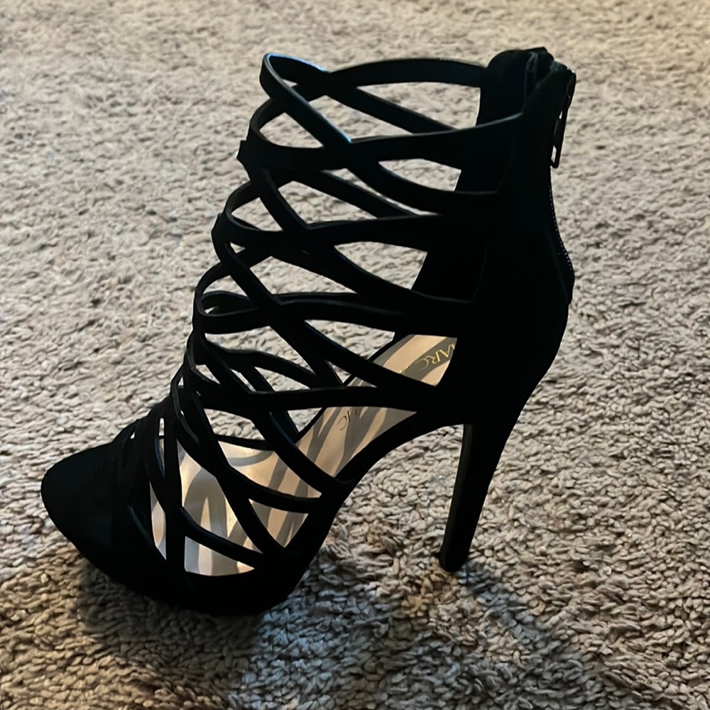 Marco republic heels size 6 but fits like 7.5 brand new never been worn